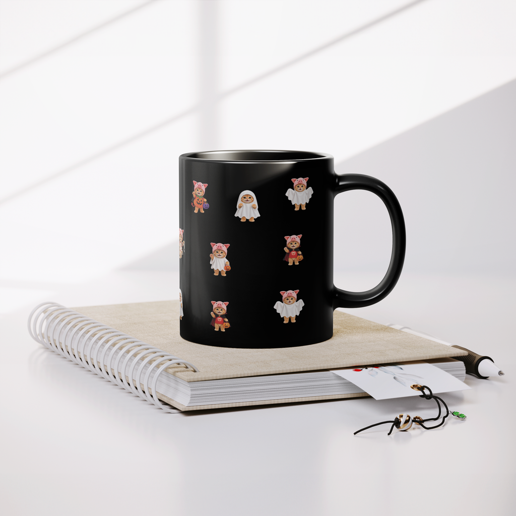 1_Lifestyle_Notebook_Mockup.png_16125930