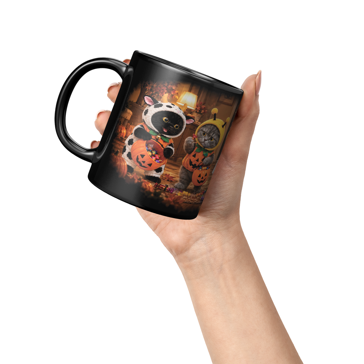 Porky__Friends_Trick-or-Treat_Halloween_Lifestyle_Raised_Hand_LH_Mockup.png_16126662