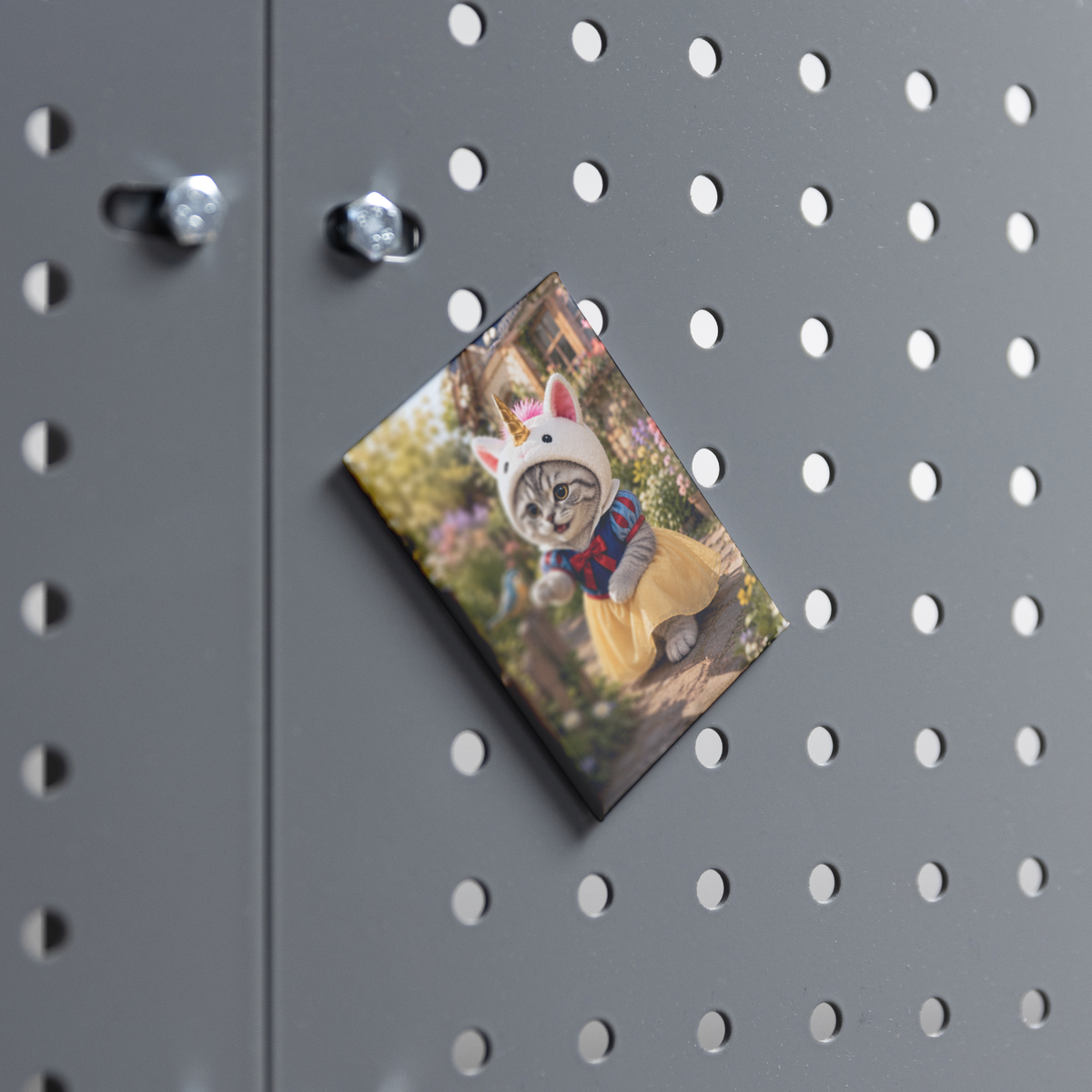 Uni_Magic_Rectangle_Fridge_Magnets_RectangleButtonMagnet_H_Workspace_Mockup.png_16065843